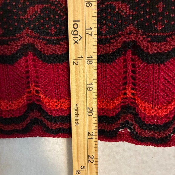 Dale Of Norway Wool Knit Cardigan Sweater Womens M Metal Button Scallop Hem - Picture 10 of 11